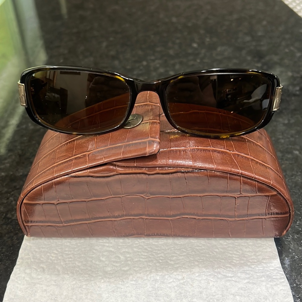 Tommy Bahama Sunglasses